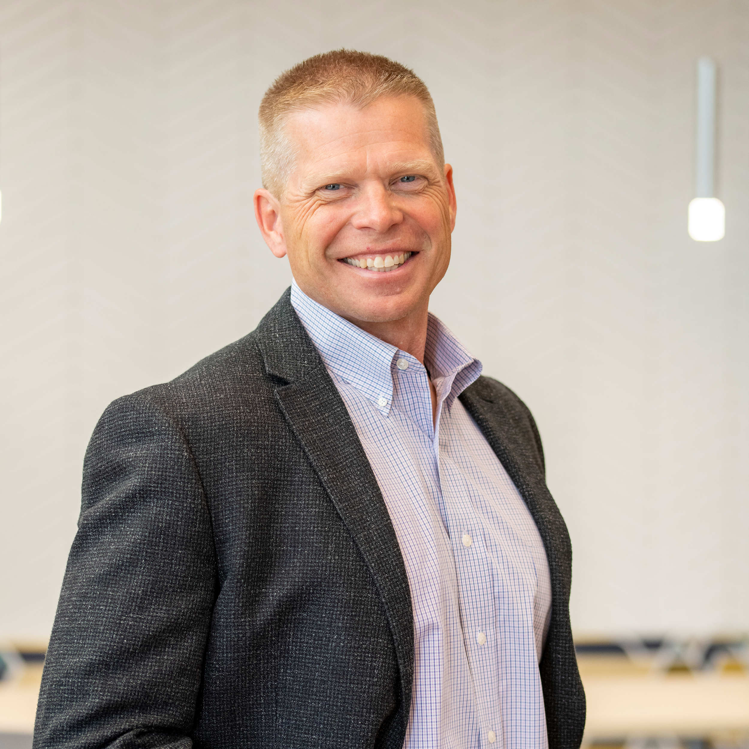 Headshot of Scott Petersen