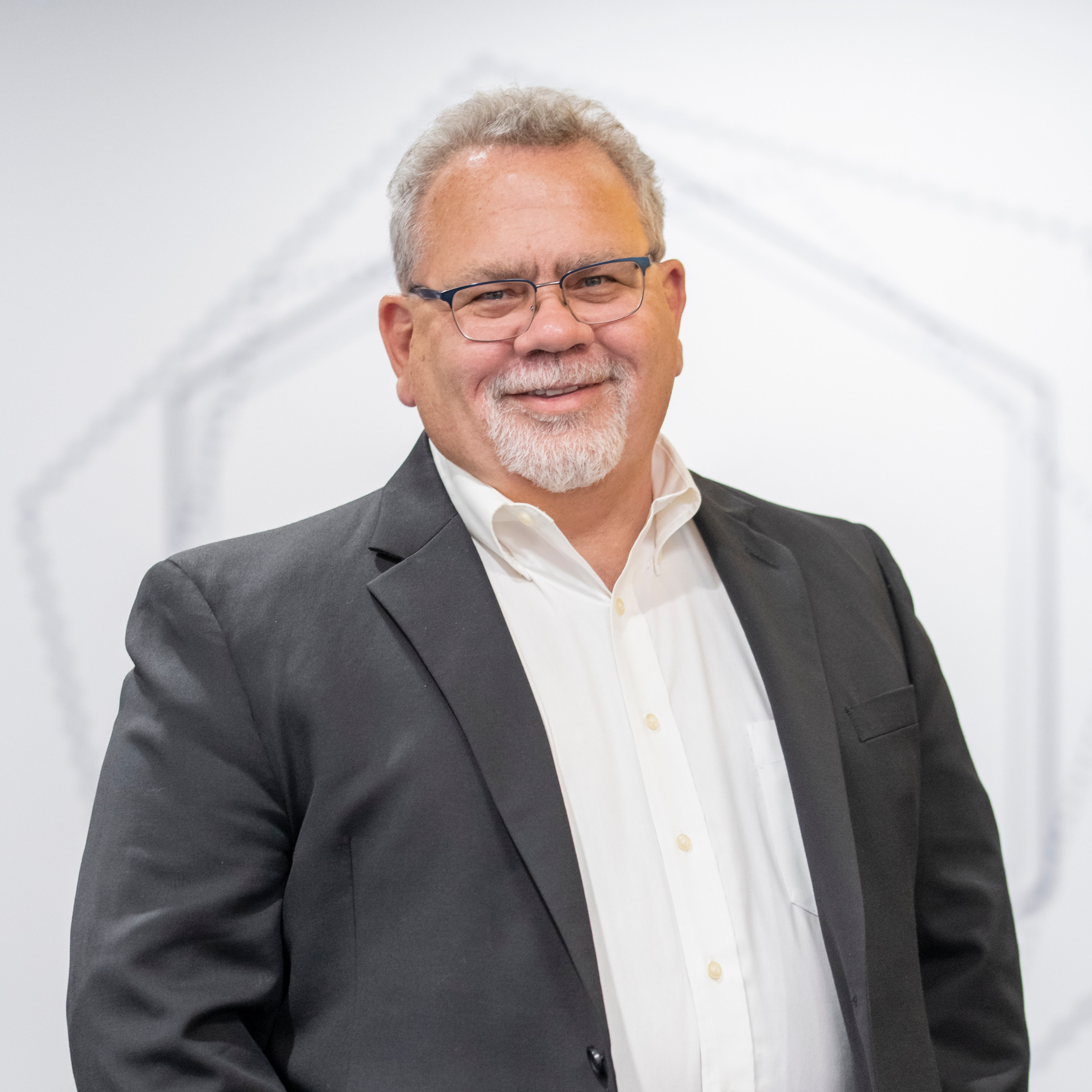 Headshot of Dave Crumrine.